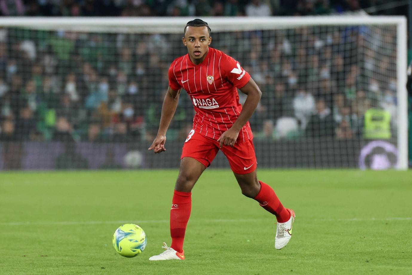 关于马德里竞技横扫波兰,孔德高光表现的信息 关于马德里竞技横扫波兰,孔德高光表现的信息